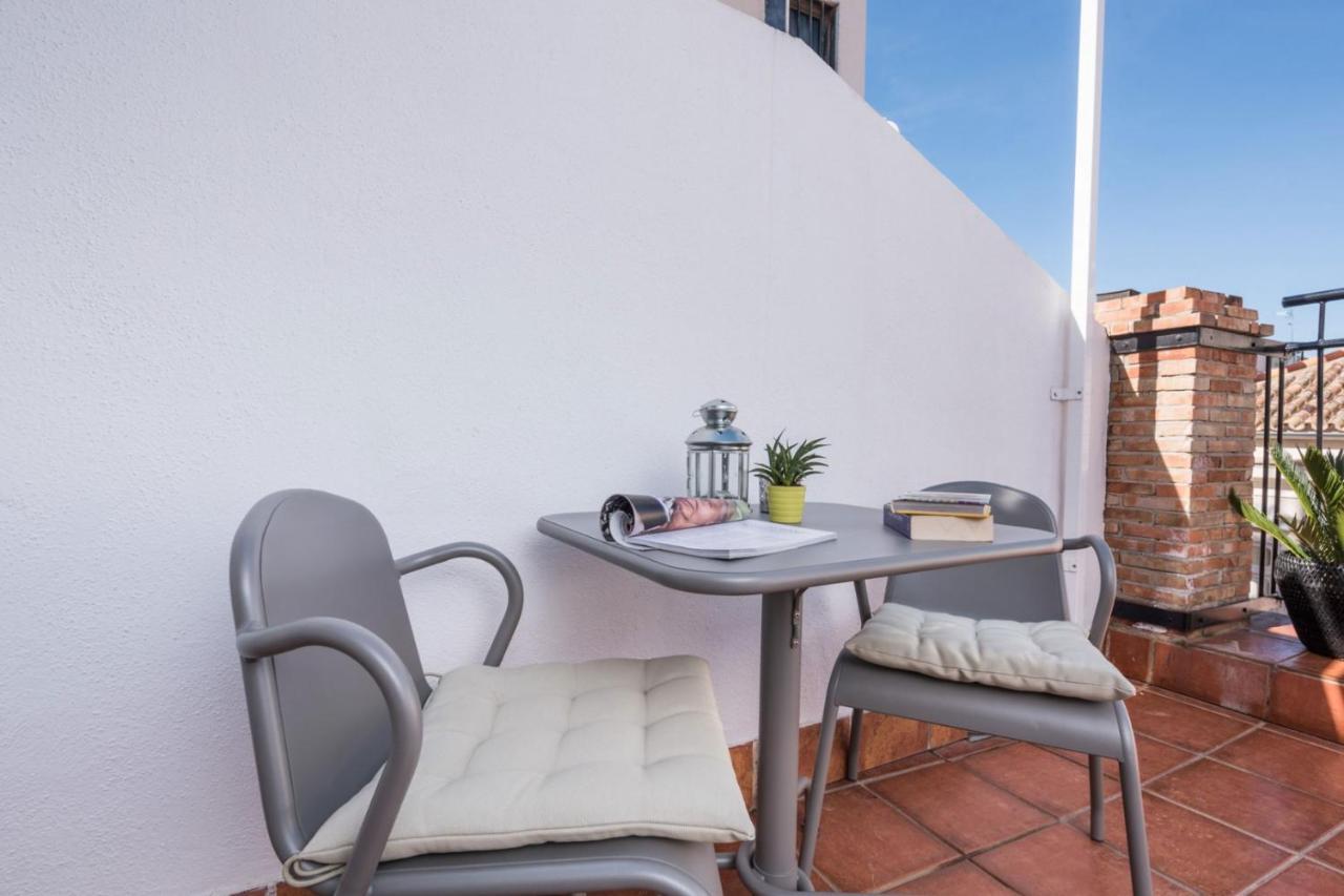 Tina Apartment In Malaga By Solaga Holiday Homes Esterno foto