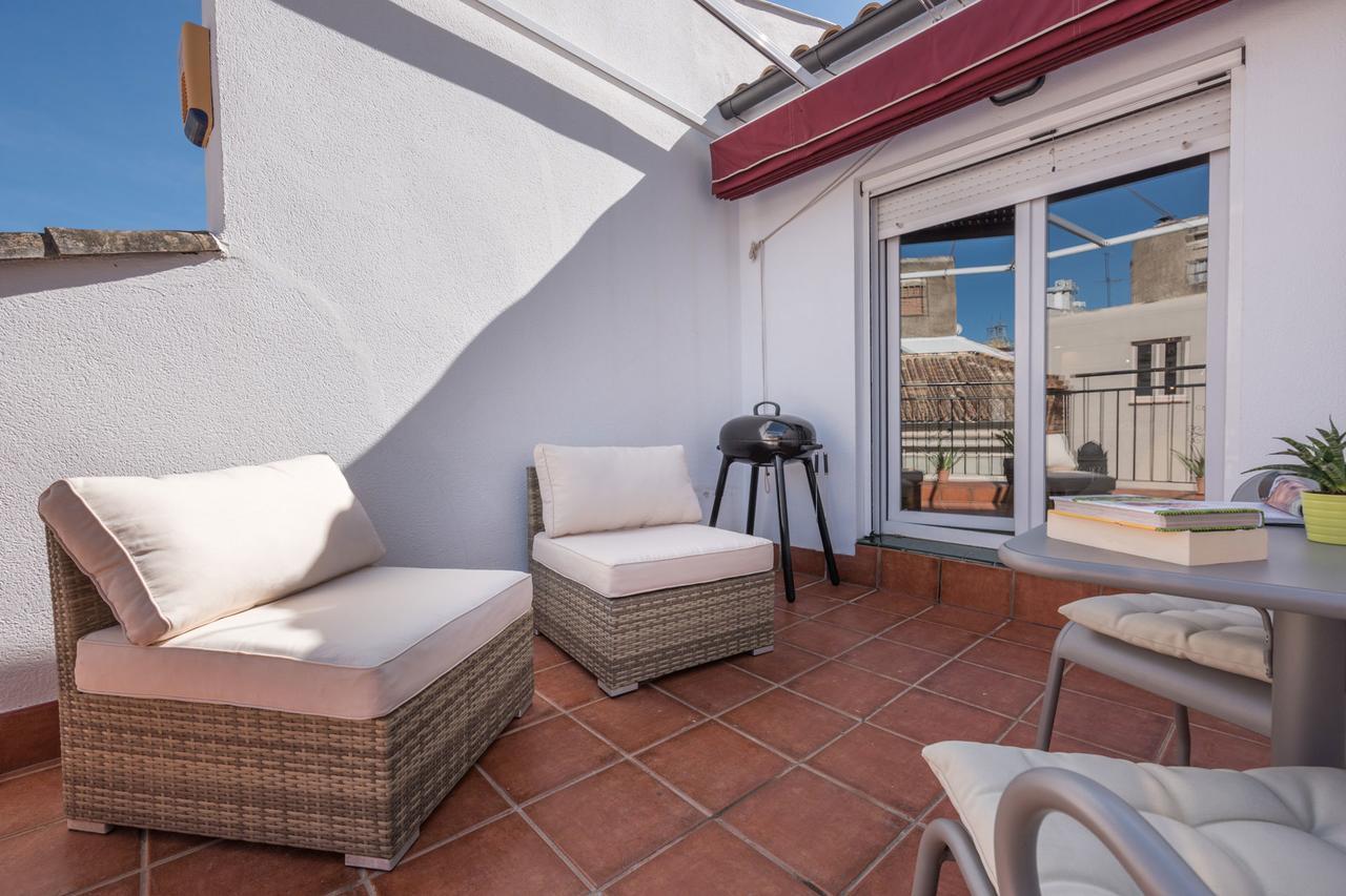 Tina Apartment In Malaga By Solaga Holiday Homes Esterno foto